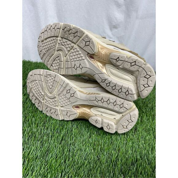 Size 11 - New Balance 2002R Protection Pack - Sandstone - Picture 4 of 6